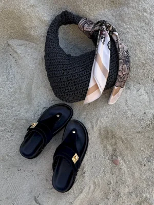 Thona Sandal And Daenrys Bag Black Bundle