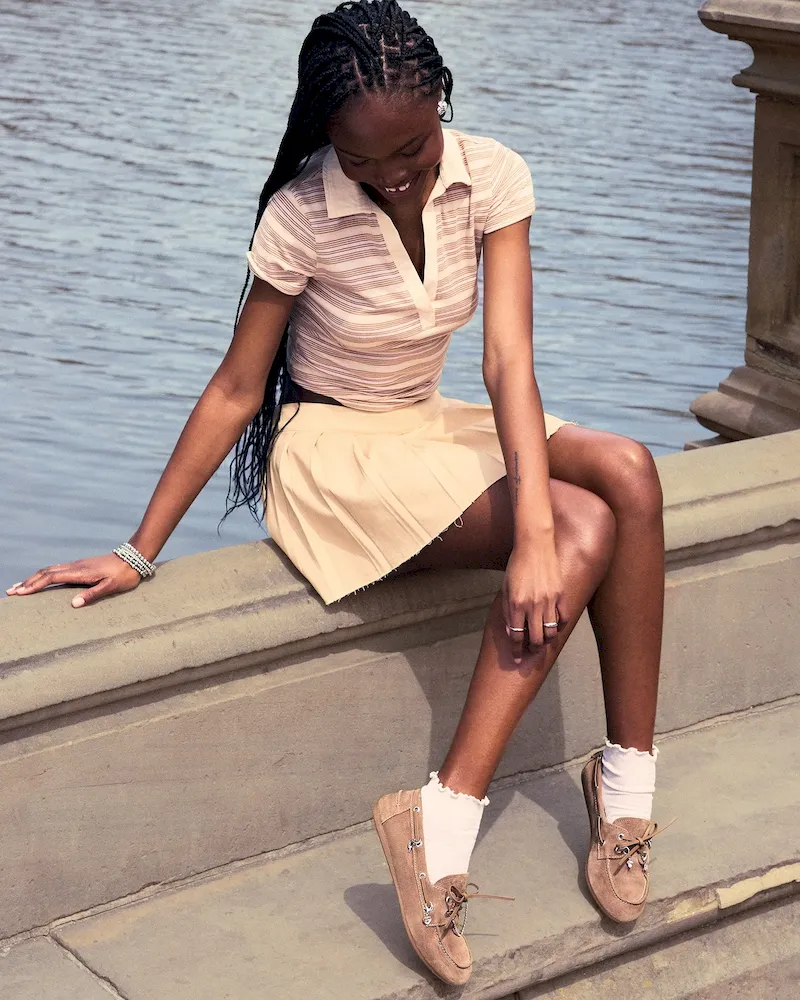 Sag Taupe Suede - Image 8