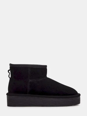 Comfy Black Suede